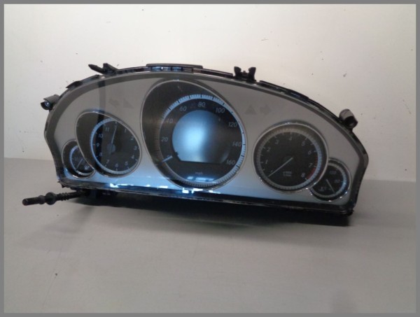 Mercedes W207 MPH Tachometer Kombiinstrument 2125409647 Original Tacho W212