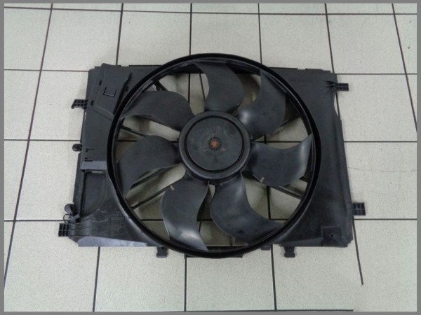 Mercedes Benz W204 Lüftermotor Lüfterzarge Lüfter E-Lüfter 2045000193 Original