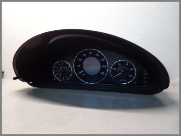 Mercedes W209 MPH Tacho Kombiinstrument 2095405247 VDO 110.080.350/006 RHD