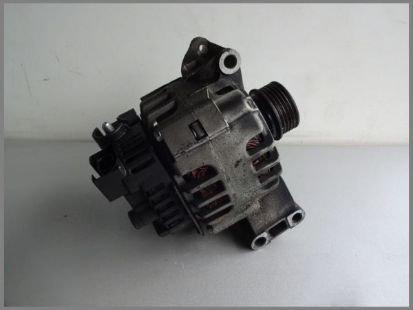 Mercedes Benz MB W169 A150 Alternator 2661541202 VALEO 90A 2606293A