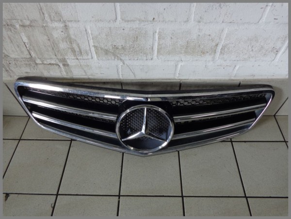 Mercedes Benz W204 C63 AMG Frontgrill Kühlergrill Grill Zubehör Chrom kein Original