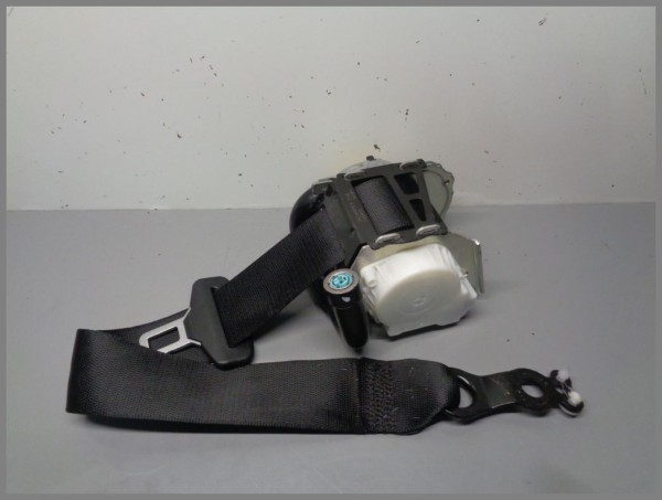 Mercedes W205 Estate Rear Left Seat Belt 2058600585 9C94 Black Genuine