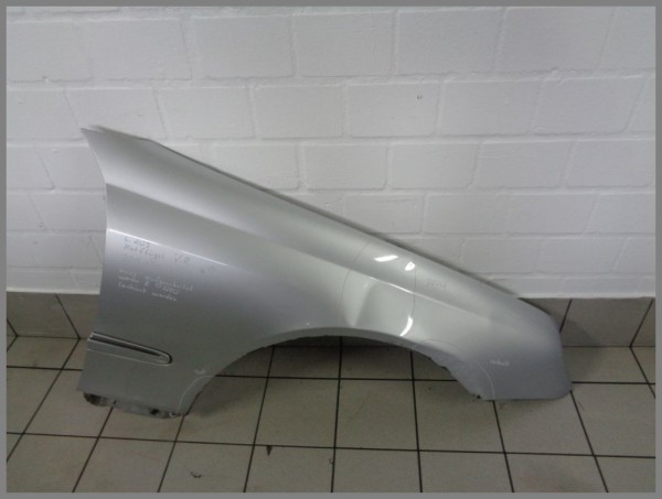 Mercedes W209 CLK-Klasse Kotflügel RECHTS 775 Iridiumsilber 2098800418 K18