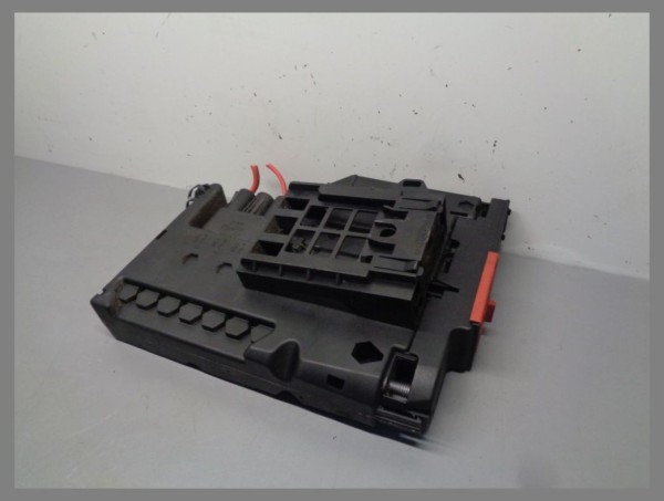 Mercedes Benz W204 C207 fuse box 2075400150 original fuse box