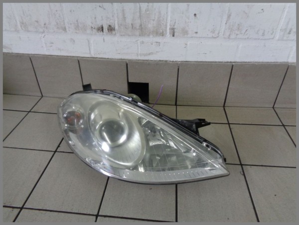 Mercedes Benz W169 A-Class headlight right 1698200861 RHD original