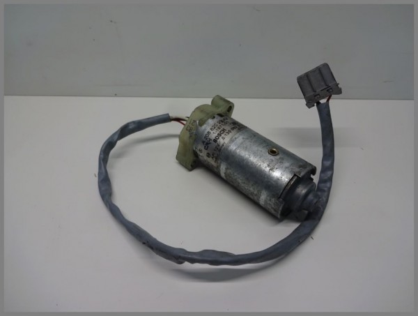 Mercedes Benz W208 servomotor seats seat adjustment 2088202942 Bosch 0130002574