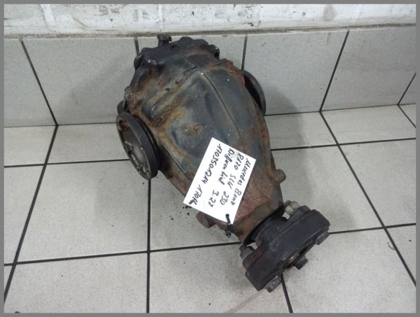 Mercedes Benz R170 320 V6 differential 163tkm rear axle drive 3.27 2103503014