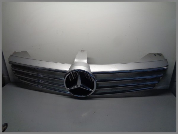 Mercedes Benz W219 CLS Frontgrill Kühlergrill Grill 2198800083 defekt