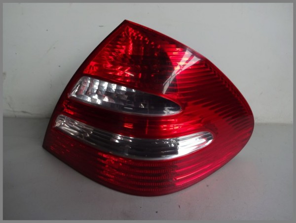 Mercedes Benz W211 Taillight Taillight RIGHT 2118200464 Original Elegance