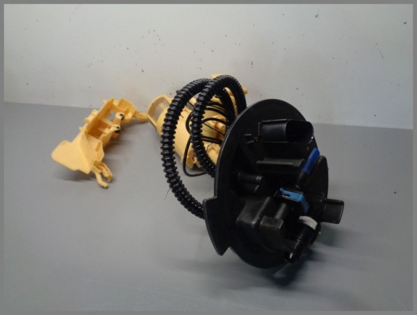 Mercedes w205 CDI OM651 Dieselpumpe 2054701694 Pumpe Sprit Diesel Original