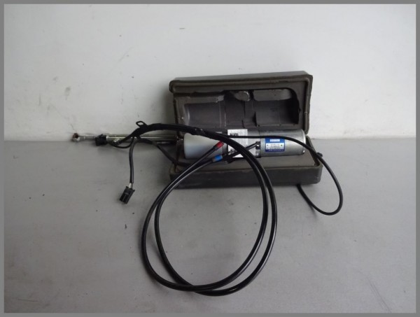 Mercedes Benz W221 S-Klasse Heckklappe Hydraulikblock Pumpe 2218001548 Zylinder