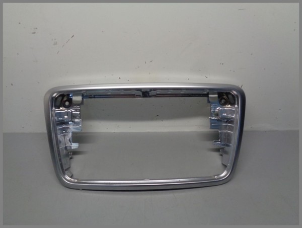 Mercedes W176 W246 Rahmen Chromrahmen Radio 1766890018 Original
