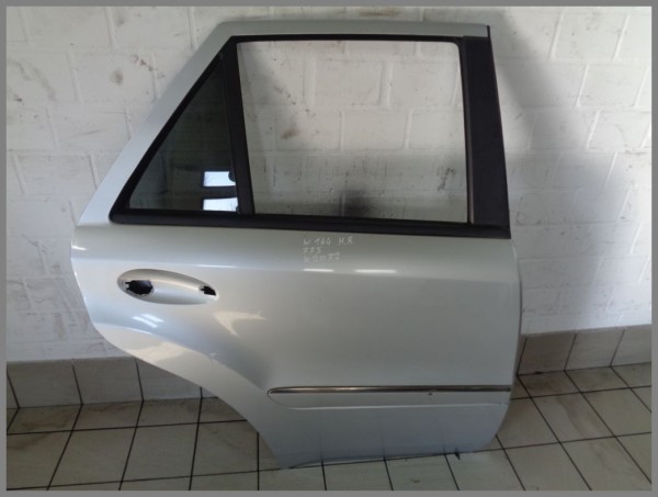 Mercedes Benz W164 ML rear right door 775 iridium silver 1647300805 K2072