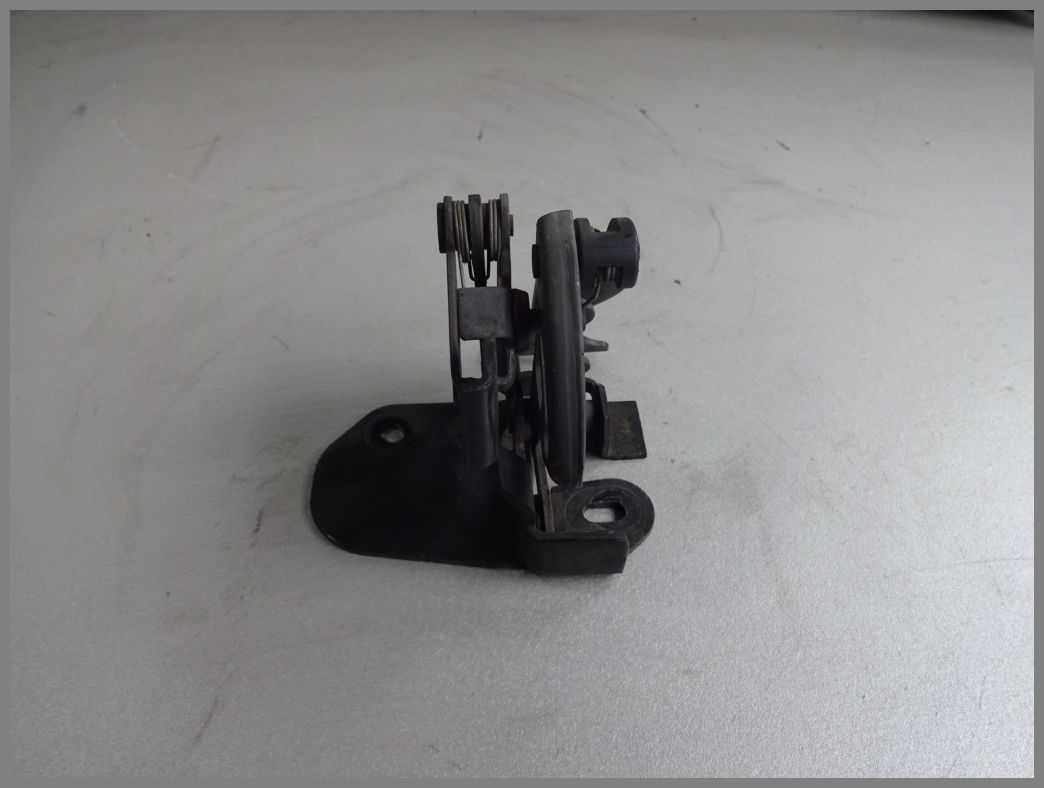 W203 bonnet catch A2038800164 Mercedes C Class