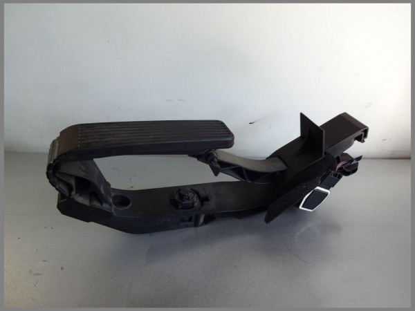 Mercedes Benz Fahrpedalsensor Sensor Gas 2113000604 Pedalwertgeber Gaspedal SET