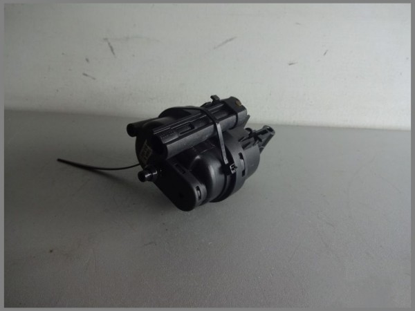 Mercedes Benz W208 Cabrio Vakuumelement Kofferraum Verdeck Heckklappe 2088000775