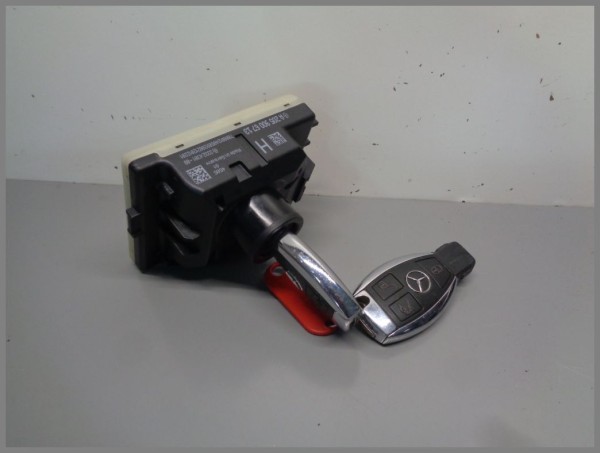 Mercedes W205 EZS Ignition Switch 2059006713 Genuine – 2 Key Included