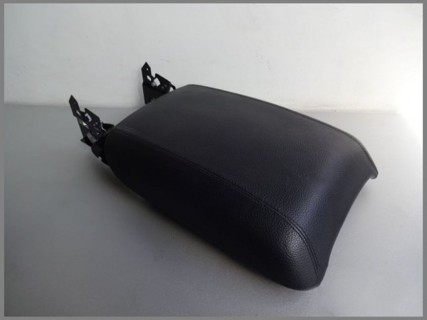 Mercedes R251 Center Armrest Armrest Center 2516801439 2516801352 Black