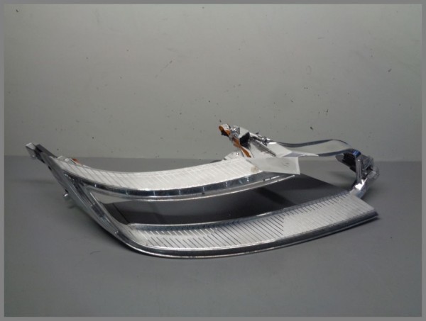 Mercedes Benz W218 CLS Blende Innen 1301073045 Rechts Scheinwerfer Original