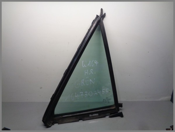 Mercedes Benz W164 triangular window 1647302455 Rear Right Window Green Original
