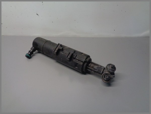 Mercedes Benz W204 Headlight Washer SWR Spray Nozzle LEFT 2048602747