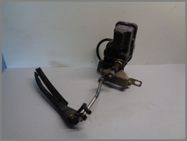 Mercedes R129 Wischer Wischermotor Rechts Vorne 1298200242 Bosch 0390206076