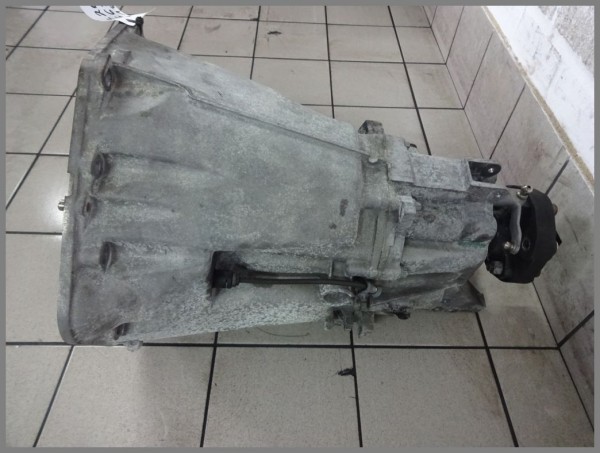Mercedes Benz R171 W203 manual transmission 716630 128tkm 6 speed transmission 2032600701