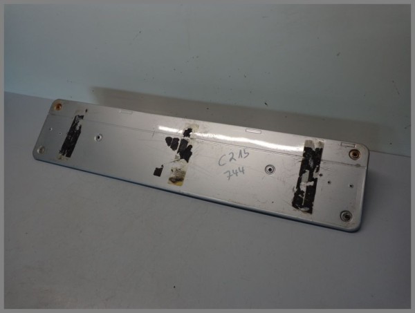 Mercedes Benz W215 Kennzeichenhalter 744 Silber 2158850481 Halter Vorne