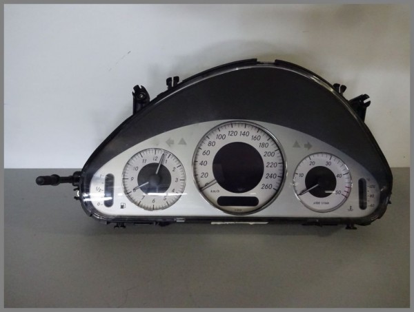 Mercedes Benz W211 Tacho Kombiinstrument 2115403547 VDO 110.080.283/017 Original