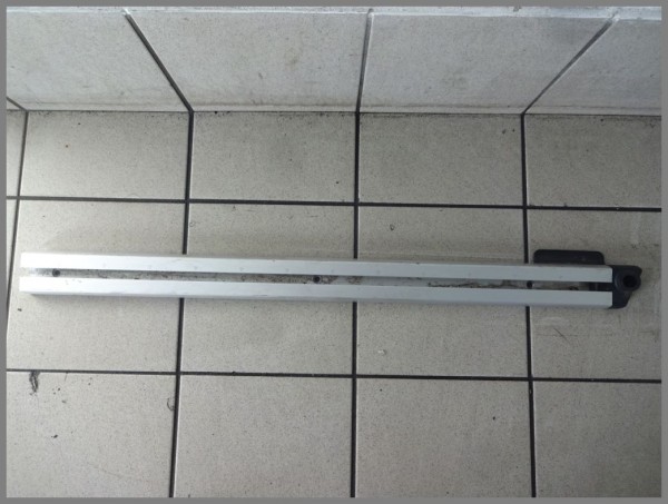 Mercedes Benz MB W211 E-Class guide rail LEFT 2118400526 original