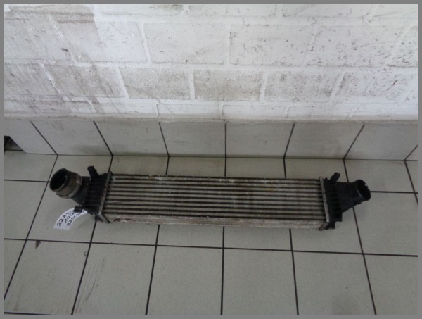 Mercedes Benz W221 S320 CDI Ladeluftkühler Kühler 2215001000 Original OM642