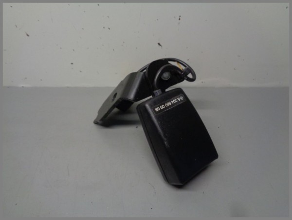 Mercedes Benz W204 C-Class buckle rear LEFT 2048600969 Belt closure