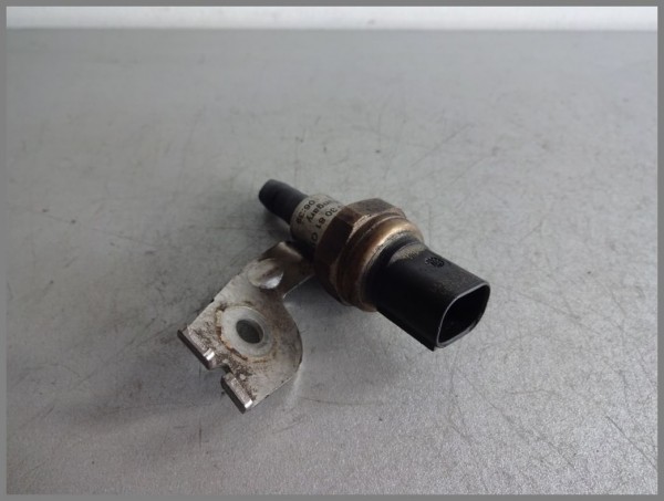 Mercedes Benz W204 OM651 Fuel Sensor Pressure Sensor 6510703081 Original