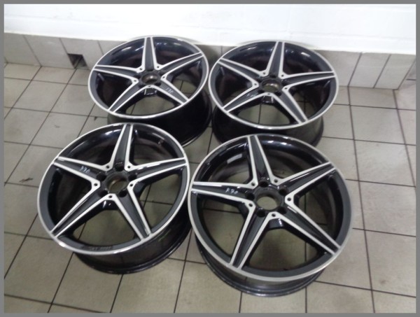 Mercedes W205 AMG Felgen 7,5x18 ET33 2054014800 8,5x18 ET49 2054017200 Nightpaket F70