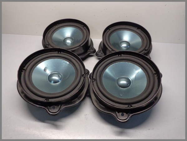 Mercedes W219 CLS Harman Kardon Logic7 Lautsprecher 2198200102 2198200202