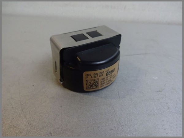 Mercedes Benz W204 C-Class Rain Sensor Control Unit 2079010600
