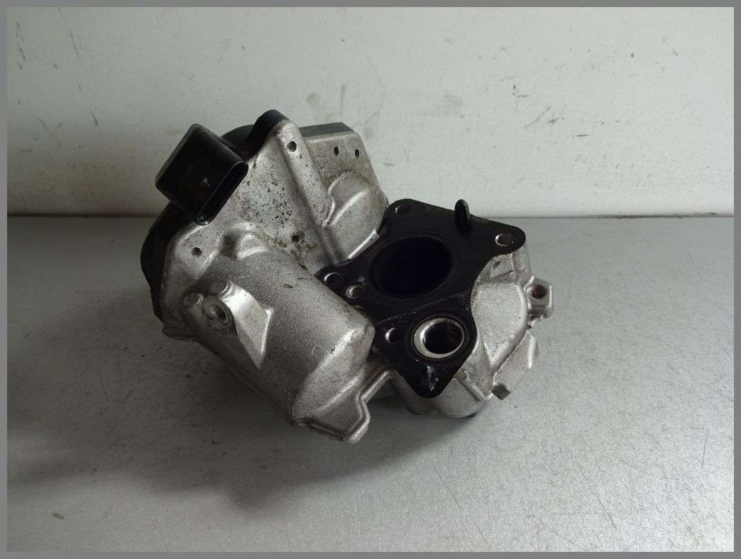 Mercedes W204 W212 exhaust gas recirculation valve EGR