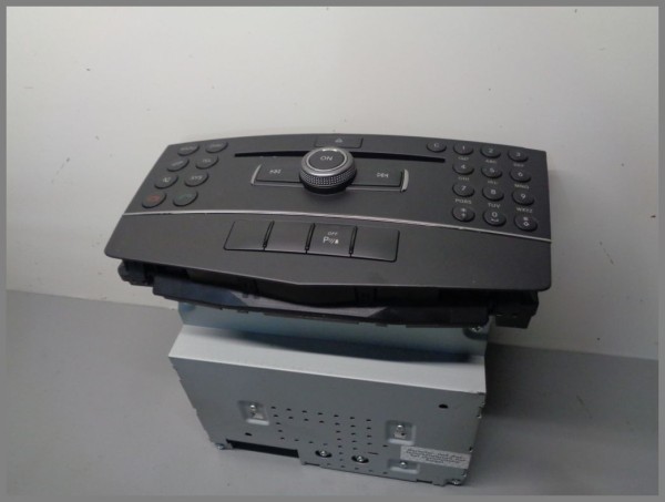 Mercedes Benz W204 C-Klasse CD Radio 2048700694 Autoradio Original