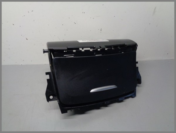 Mercedes Benz W176 Fach Ablagefach 1768100079 Mittelkonsole Original