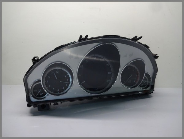 Mercedes Benz MB W212 E-Class speedometer instrument cluster 2129004313 original
