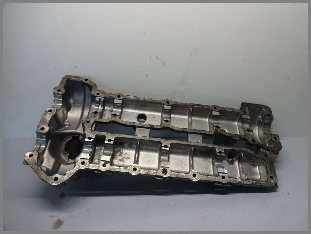 【日本限定モデル】 Valve OM642 W164 Benz Mercedes Cover 6420101130 Cover Hood ヘアゴム
