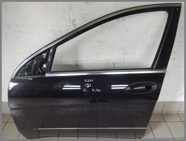 Mercedes Benz W251 R-Class Door Front Left 197 Black 2517200905 K130 Original