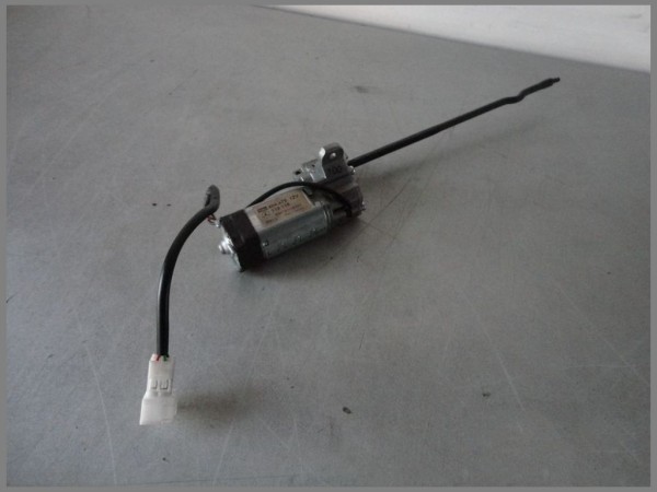 Mercedes Benz W210 E-Class E55 AMG engine electrically adjustable steering column 118138