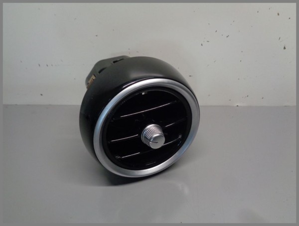 Mercedes W205 C-Klasse Luftdüse Lüftungsdüse Mitte 2058300201 Original