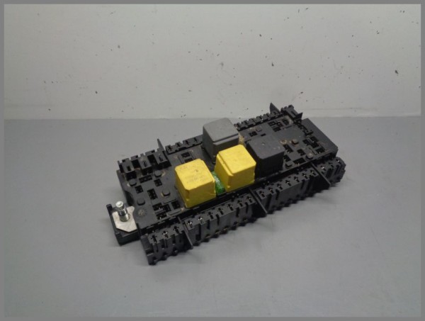 Mercedes W176 W246 fuse box 2469060093 Delphi Original