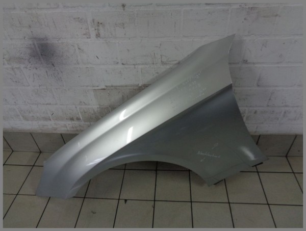 Mercedes Benz W219 CLS Kotflügel Links 775 Iridiumsilber 2198800718 K79 Original