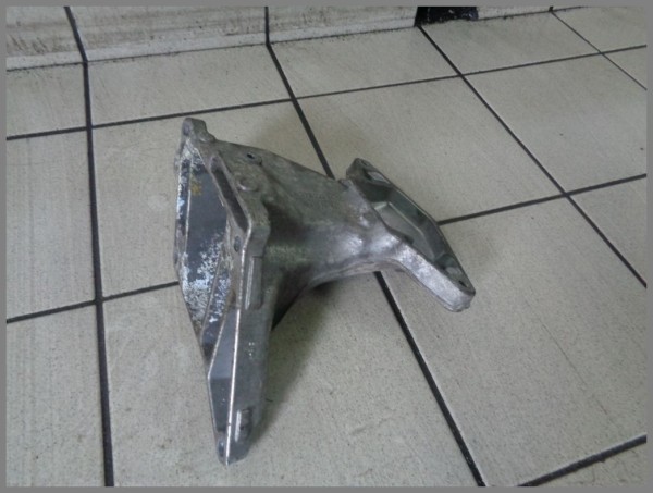 Mercedes Benz W215 W220 65 AMG 600 BiTurbo 2752232604 Motorhalter Rechts Original