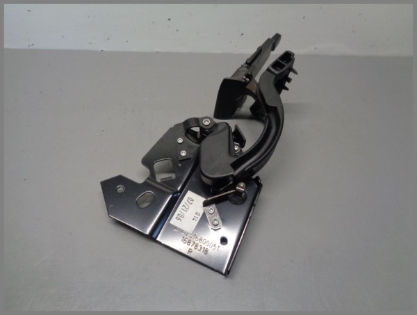 Mercedes W251 Schanier Mittelkonsole Mittelarmlehne 2516800151 Original