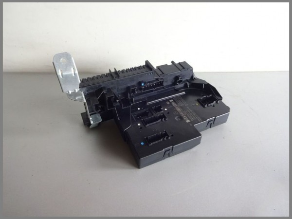 Mercedes W204 Steuergerät SAM 2049005201 Sicherungskasten HELLA 5DK009225-59