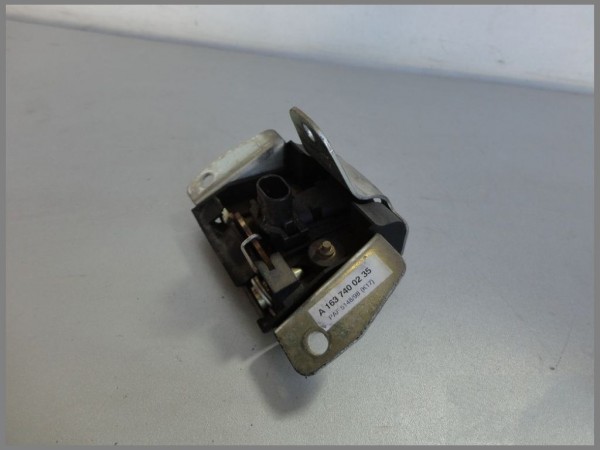 Mercedes Benz W163 ML-Klasse Heckklappenschloss Schloß 1637400235 Original